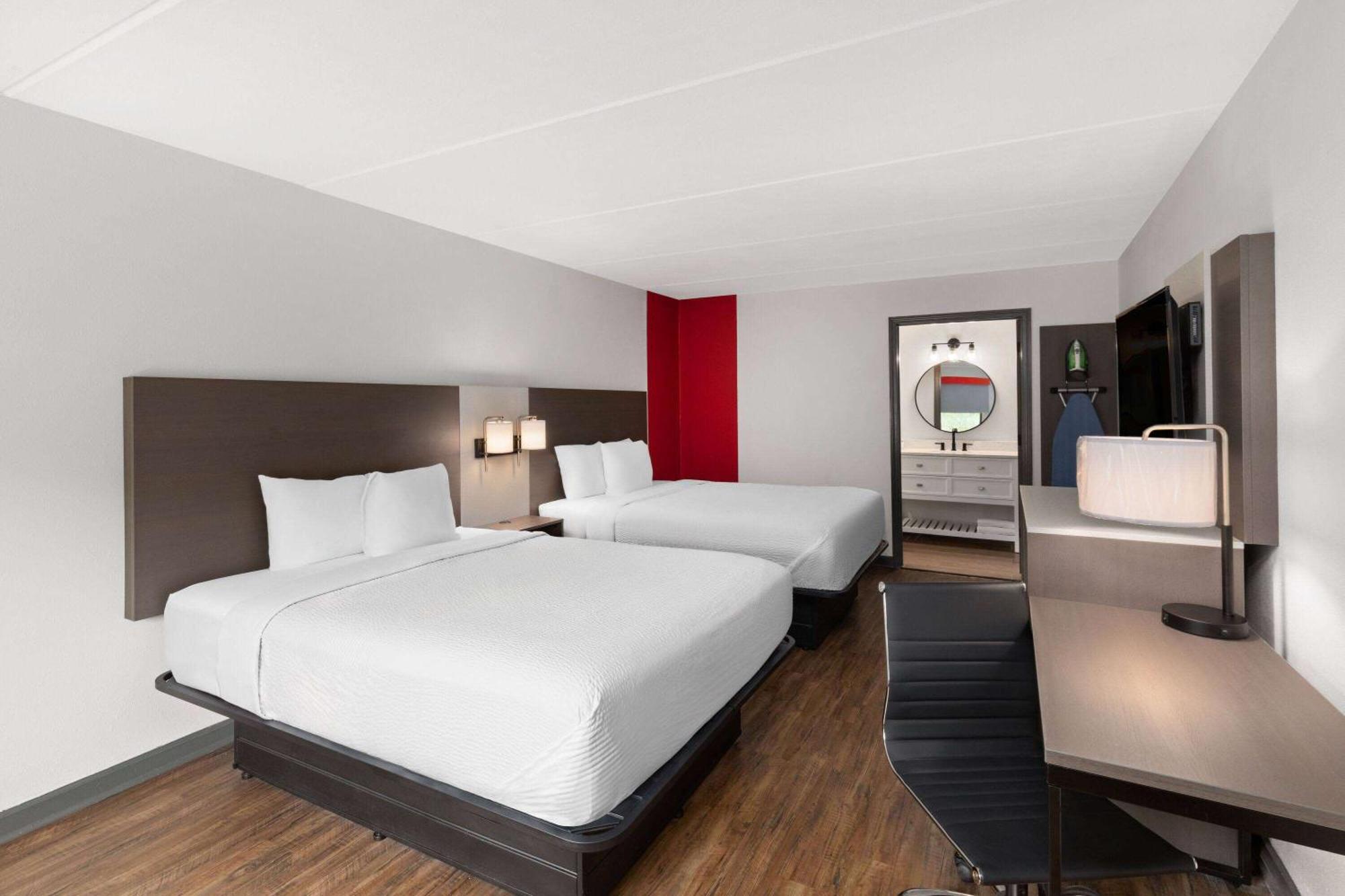 Hotel Ramada By Wyndham Bainbridge Esterno foto